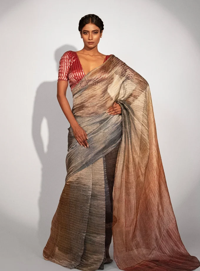 Unallume, Print saree designs printed organza saree tissue organza Unique saree designs Artisan saree designs Indian print sarees Printed saree party wear Printed saree silk Metallic Golden Red Gray designer saree bollywood saree indian saree silk saree fashion art inspired fashion handloom trendy cocktail saree party wear artistic fashion fashion trends indian saree tissue organza pure silk ready to wear saree cotton saree printed saree handloom saree