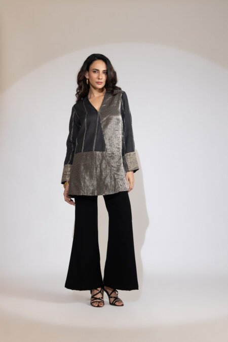 Aabha V-Neck Long-Sleeve Tunic