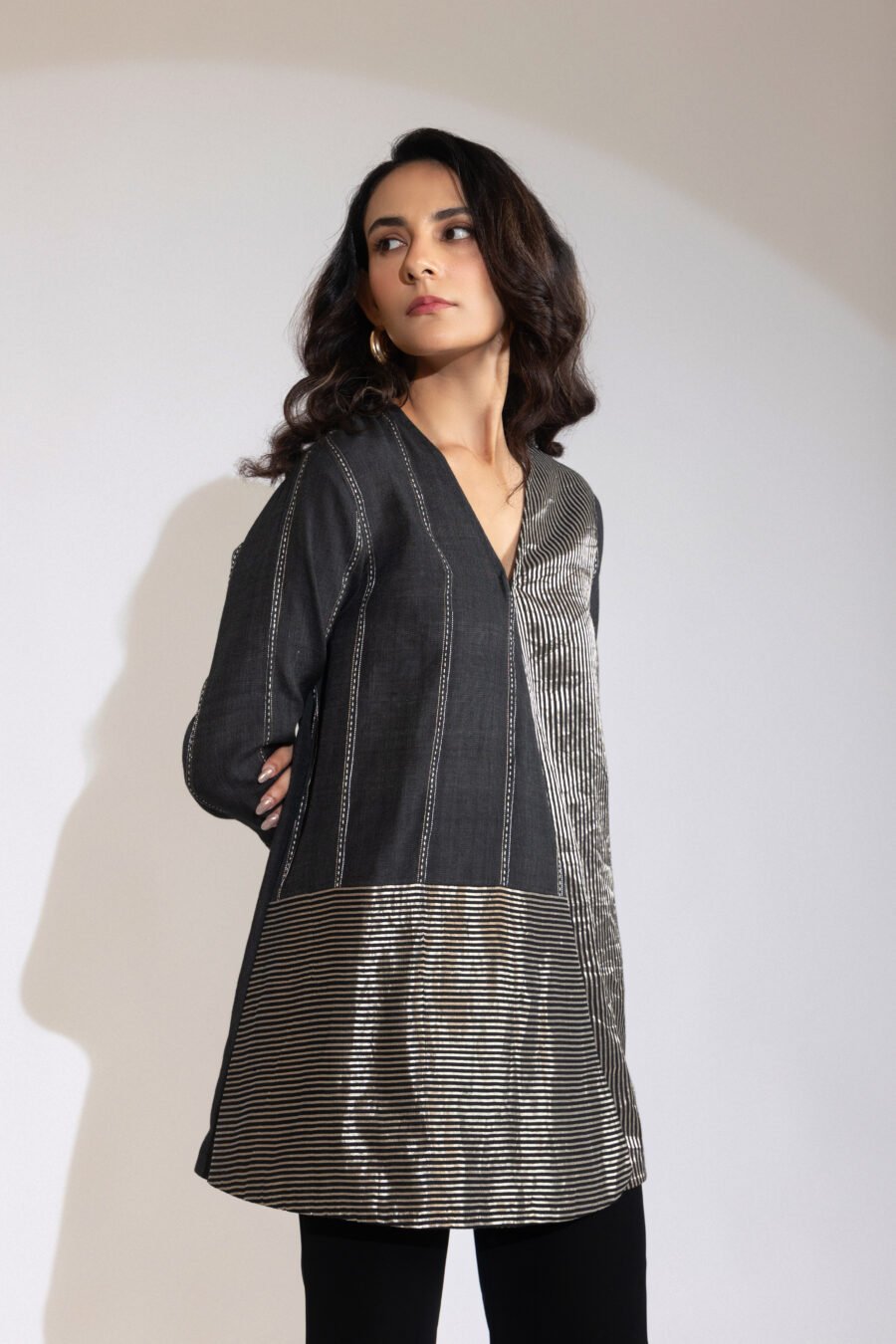 Aabha V-Neck Long-Sleeve Tunic - Image 3