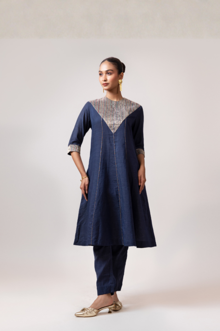 V Neck Metallic Tunic